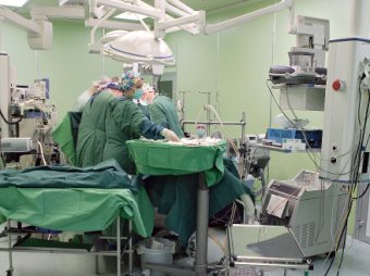 В Москве мужчина умер во время операции по обрезанию
