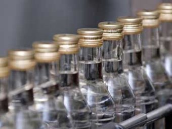 Казахстан ввел запрет на продажу водки и пива из России