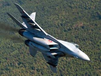 Истребитель МиГ-29 разбился в Белоруссии, упав в Брестской крепости