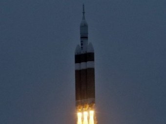 Космический корабль США Orion вышел на высокую орбиту Земли