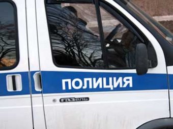 В Москве мужчину избили и подожгли прямо в подъезде дома