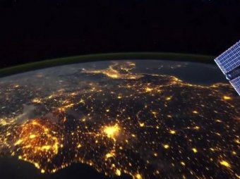 В NASA показали снимки предновогодней Земли