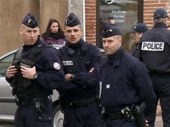 Полиция Франции не уверена в террористическом следе задержанных россиян