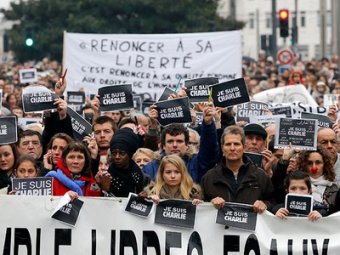 Франция после терактов выходит на «марш единства»