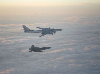 Посла РФ в Великобритании вызвали "на ковёр" из-за полетов бомбардировщиков над Ла-Маншем