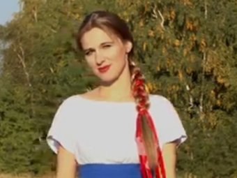 Новосибирская певица спела про Путина и сняла клип о взаимоотношениях России и Украины