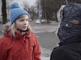 Эстония выпустила провокационный ролик о том, как надо обращаться с говорящими по-русски