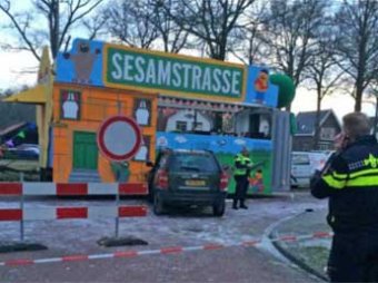 Машина протаранила толпу зрителей на карнавале в Нидерландах, есть погибший