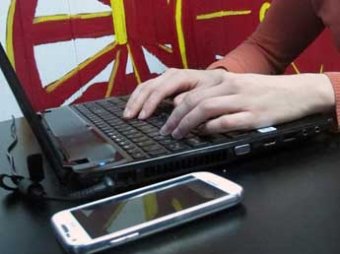 СМИ: власти намерены ограничить использование интернет-кошельков для 90% россиян