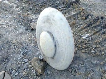 В Кемеровской области нашли древний артефакт в форме летающей тарелки