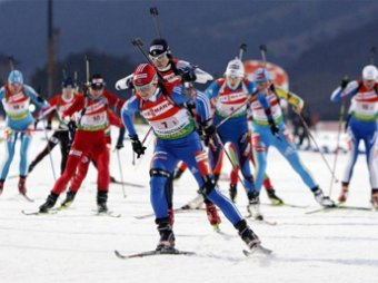 На этапе Кубка мира по биатлону в смешанной эстафете выиграла Норвегия, Россия — четвертая
