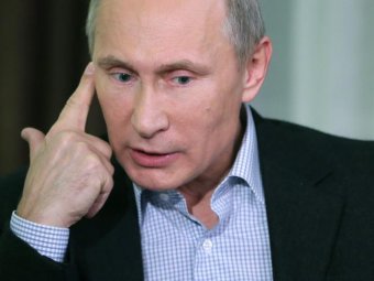 Путин назвал "полным издевательством" реформы на Украине