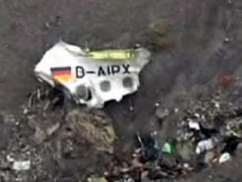 СМИ: в момент крушения в кабине Airbus A320 не было одного из пилотов