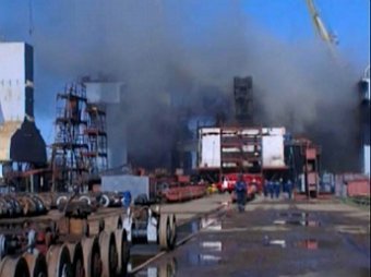 В Северодвинске началась операция по затоплению АЛП «Орел»