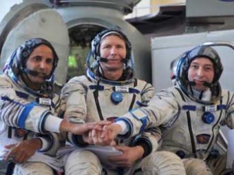 В России разработали скафандры для экстренного спасения космонавтов