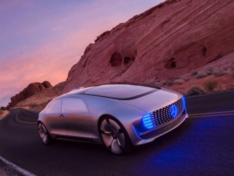 Журналистам разрешили прокатиться на "автомобиле будущего" от Mercedes-Benz