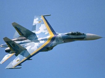 Пентагон заявил об опасном сближении российского Су-27 с американским RC-135