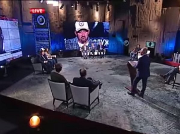 Украинское шоу «Шустер LIVE» разыграл пранкер, представившейся «российским военным»