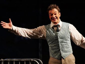 Актёр Степан Морозов выбросился из окна: СМИ выяснили причину (фото)