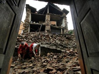 Новое землетрясение в Непале 12 мая 2015: погибли не менее 42 человека (ФОТО, ВИДЕО)