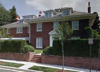 В США рядом с домом вице-президента Байдена убита семья строительного магната