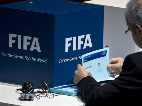 Аресты в ФИФА: выборы ЧМ-2018 и ЧМ-2022 по футболу поставили под сомнение