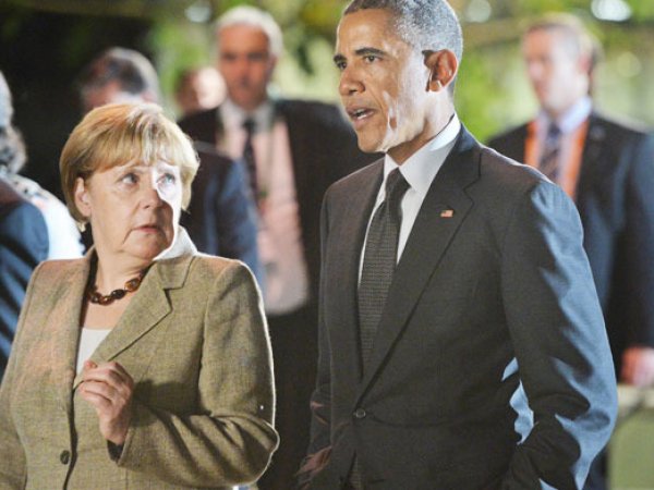 Обама на саммите G7 в Мюнхене пожалел, что у него нет кожаных штанов