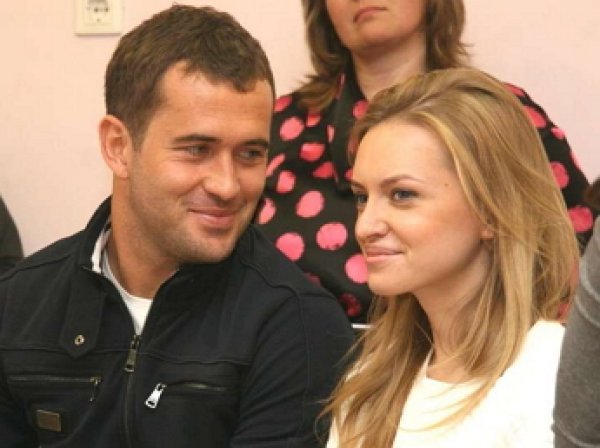Нападающий «Зенита» Александр Кержаков женился