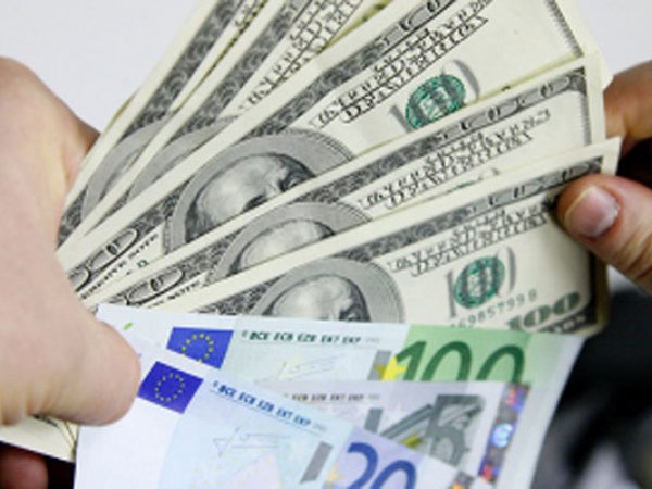 Курс доллара и евро на сегодня, 8 июня 2015: в ЦБ РФ посоветовали привыкать к колебаниям курса рубля