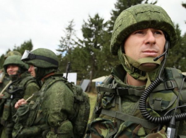 Белоруссия стягивает войска к украинской границе