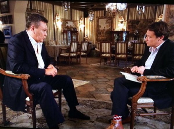 Янукович дал первое интервью западным журналистам