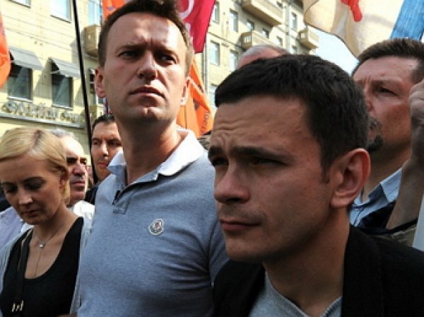 Оппозиционерам Навальному и Яшину выплатили компенсации по решению ЕСПЧ