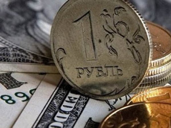 Москвич подал иск в суд к ЦБР за бездействие при скачках курсов валют