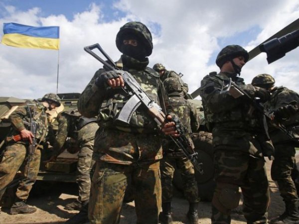 Украинский военный расстрелял семейную пару из-за машины под Луганском