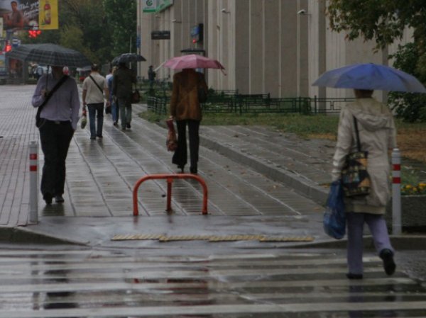 Синоптики объяснили, почему в России господствует непогода
