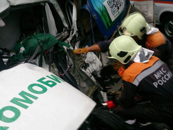 В ДТП с автобусом в Сочи 10 июля 2015 погиб один человек, шестеро пострадали (ФОТО) (ВИДЕО)