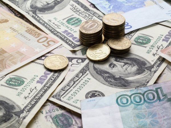 Курс доллара и евро на сегодня, 13 июля 2015: СМИ сообщили, что доллар может "взлететь" на новостях из США