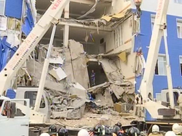 СМИ: В Омске в 1989 году обвалилась такая же казарма