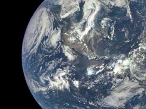 Ученые выяснили, почему жизнь зародилась на Земле, а не на Венере