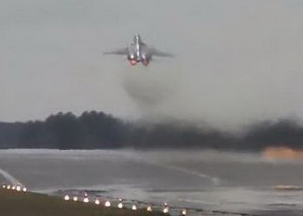 Вертикальный взлет МиГ-29 поразил западные СМИ
