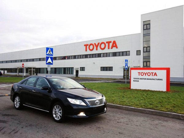 Японец покончил с собой на заводе Toyota в Петербурге
