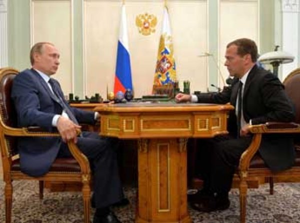 Путин согласился с Медведевым ликвидировать Минкрыма