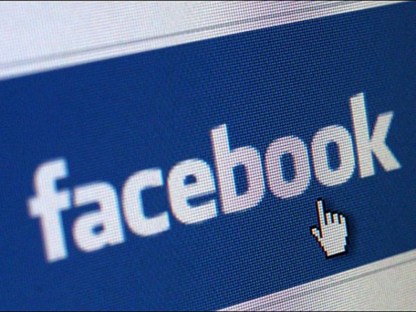 Facebook блокирует аккаунты россиян за слово "хохлы"