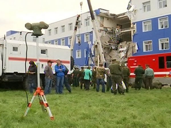 Обрушение казармы в Омске: жертвами трагедии стали 23 человека