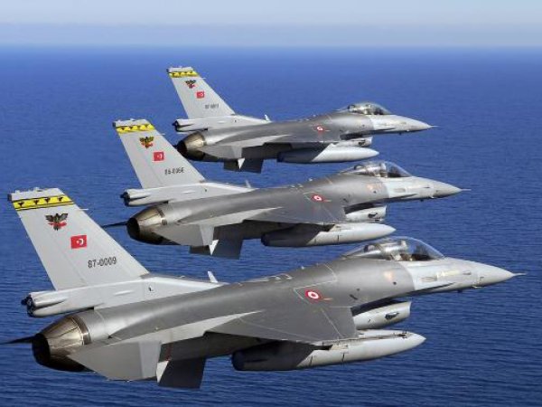 Турецкие истребители вторглись в воздушное пространство Греции