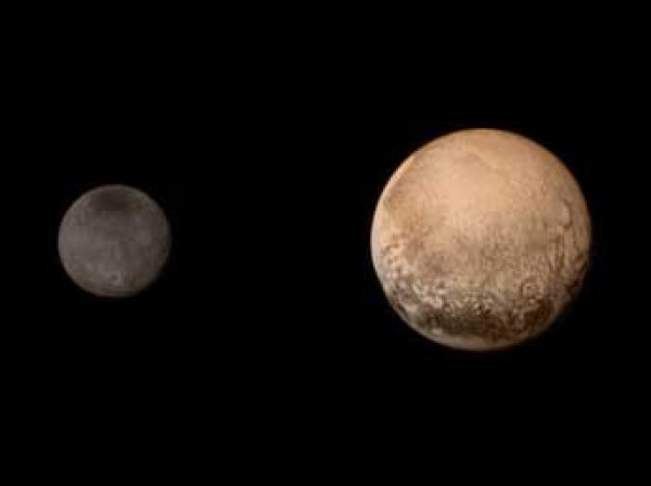 Зонд New Horizons нашел на спутнике Плутона горный «замок»