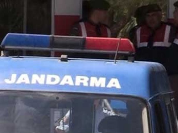 В Турции грузовик протаранил авто с рабочими: в ДТП погибли 15 человек