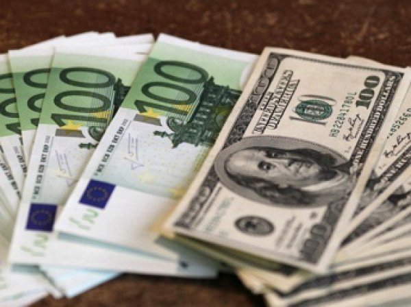 Курс доллара и евро на сегодня, 26 августа 2015: ЦБ рекомендовал банкам готовиться к курсу 100 рублей за доллар - СМИ