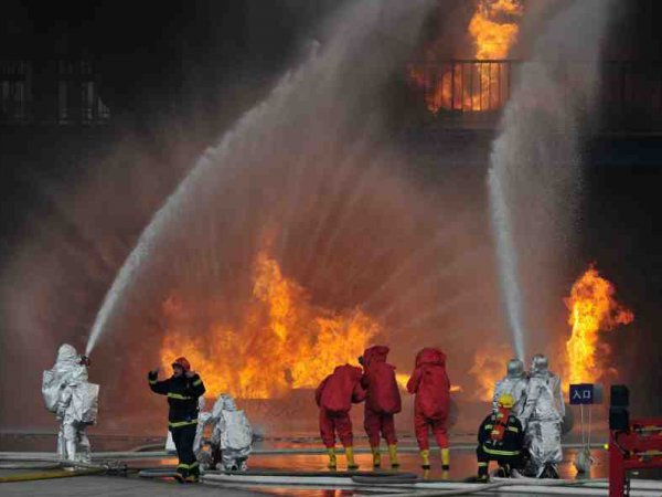 Взрыв в Китае: в Тяньцзине прогремел новый взрыв (ВИДЕО)