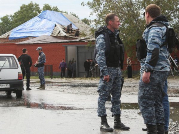 В Грозном двух официанток расстреляли за "аморальное поведение"